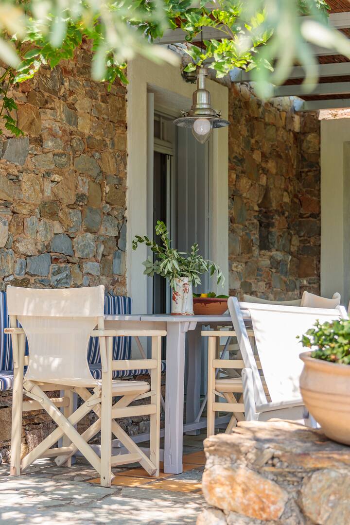 Chestnut Tree Cottage bedroom